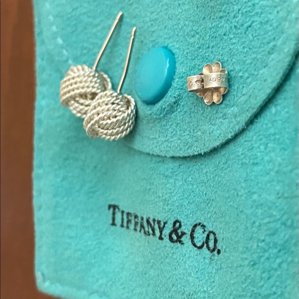 Tiffany&Co. twistknot earrings in sterling silver.